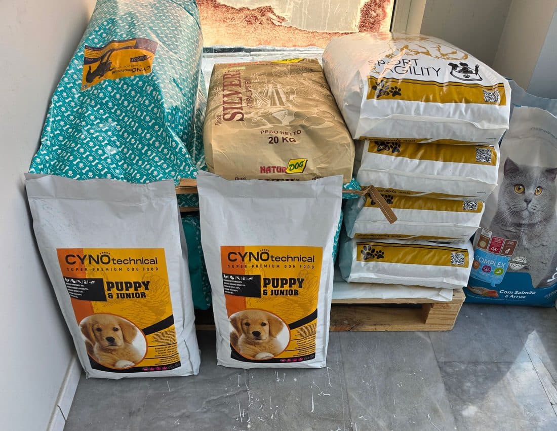 Super premium pet food — Cynotechnical Puppy & Junior